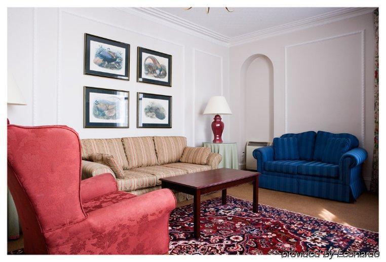 Skene House Hotelsuites - Whitehall Αμπερντήν Δωμάτιο φωτογραφία