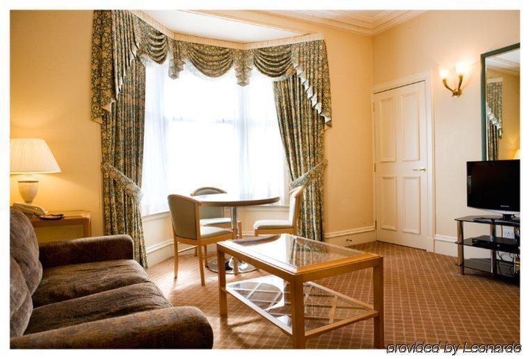 Skene House Hotelsuites - Whitehall Αμπερντήν Δωμάτιο φωτογραφία
